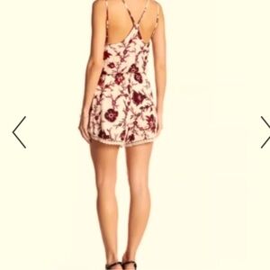 ASTR The Label Romper Floral Boho Crochet Inset Romper Cream Women's Medium